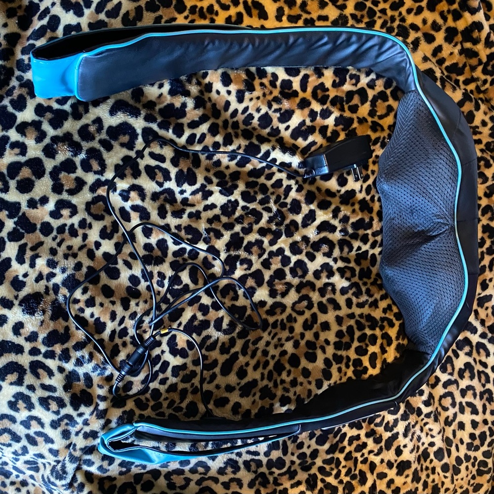 AERLANG Shiatsu Neck and Back Massager with Heating Neck and Shoulder Massager